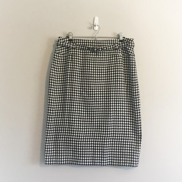 Nygard | Black and White Houndstooth Skirt w/ Belt - Picture 1 of 2